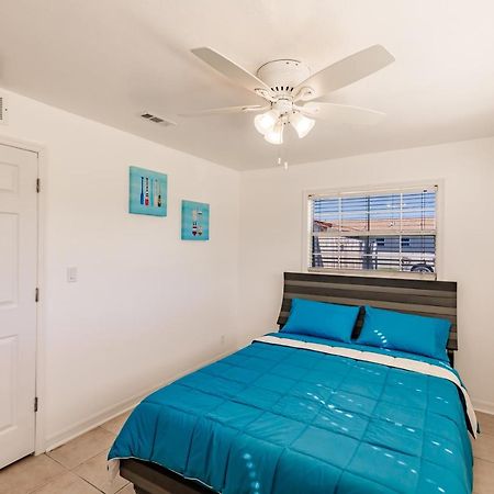 New! Dock Canal Family Home W/Pool & Gulf Access! North Fort Myers Exteriér fotografie