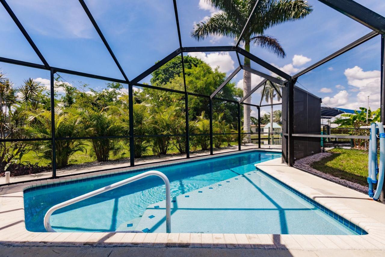 New! Dock Canal Family Home W/Pool & Gulf Access! North Fort Myers Exteriér fotografie
