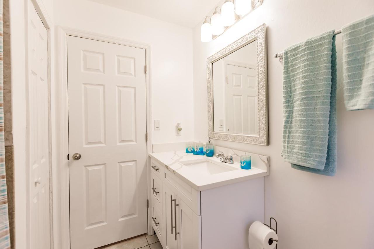 New! Dock Canal Family Home W/Pool & Gulf Access! North Fort Myers Exteriér fotografie