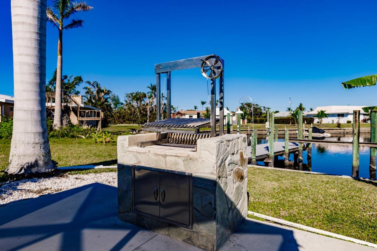 New! Dock Canal Family Home W/Pool & Gulf Access! North Fort Myers Exteriér fotografie
